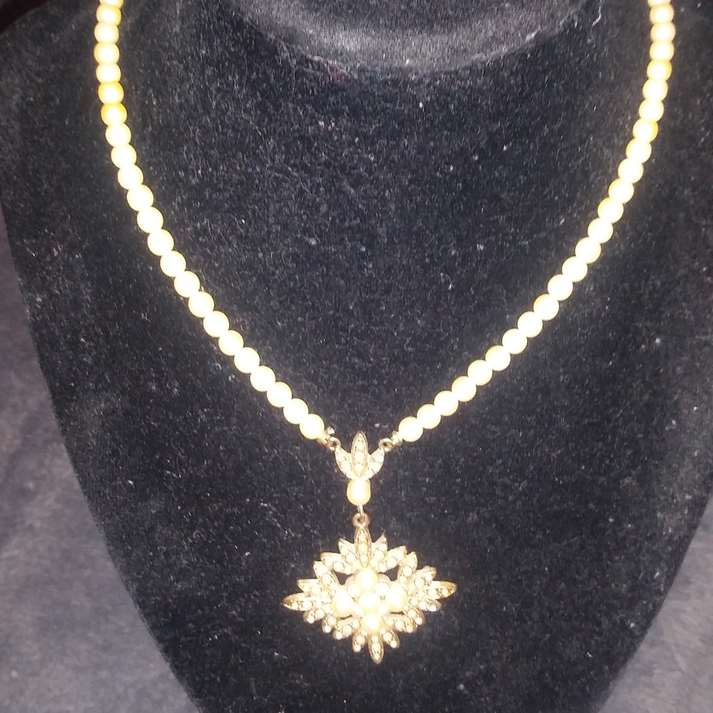 Pearl neckless